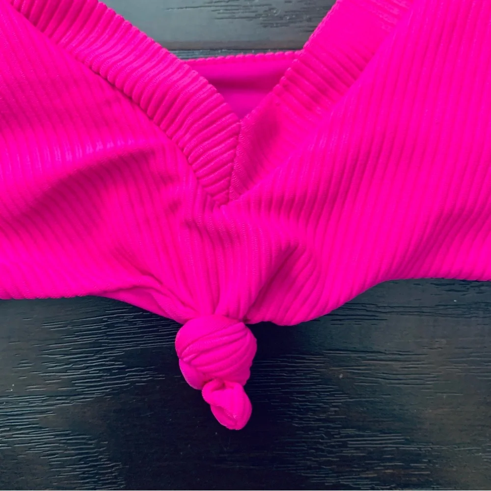 Frankies Bikinis Austin Fuchsia Hot Pink Front Knot Tie Ribbed Bikini Top Swim